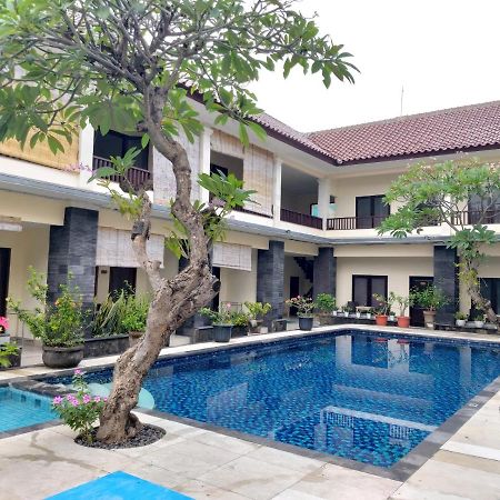 Radha Bali Hotel Kuta Lombok Exterior foto