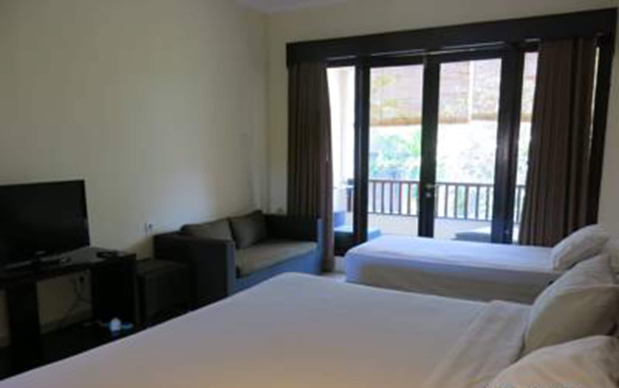 Radha Bali Hotel Kuta Lombok Exterior foto